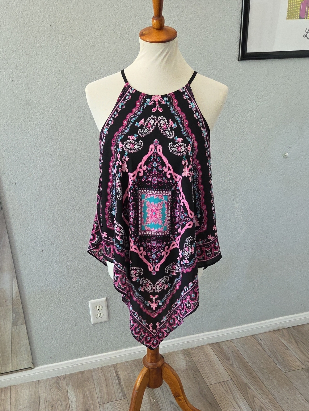 Seven Gate Black Halter Paisley Camisole with Pink & Teal Motif Large